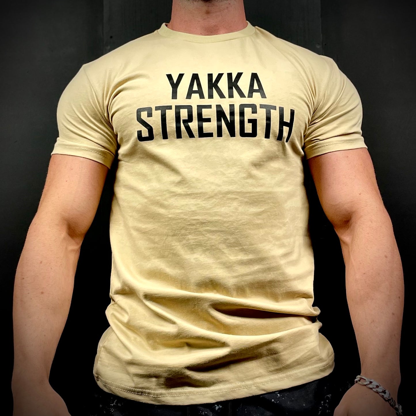 YAKKA STRENGTH TEE